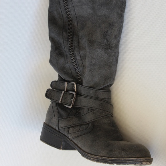 boots - Picture 4 of 4